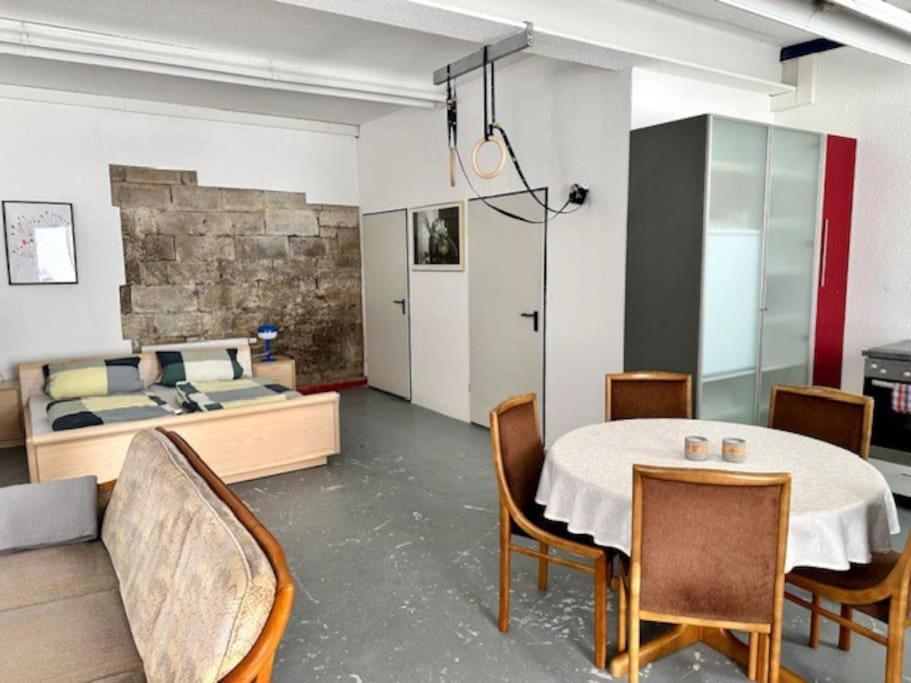 Wohnen In Der Alten Werkstatt Heilbronn Extérieur photo